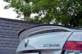 Maxton Design predĺženie strešného spoilera ŠKODA Octavia III RS pred/po FL liftback- carbon look