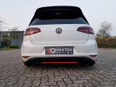 Maxton Design stredový spoiler zadného nárazníka VW Golf VII GTI CLUBSPORT - červený
