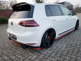 Maxton Design bočné spoilery zadného nárazníka VW Golf VII GTI CLUBSPORT - carbon look