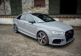 Maxton Design bočné prahové lišty AUDI RS3 8V po FL Sedan - carbon look  