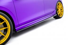 Maxton Design bočné prahové lišty VW Golf VIII R po FL Ver.2 - čierny lesklý