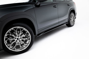 Maxton Design bočné prahové lišty ŠKODA Kodiaq II - čierny lesklý
