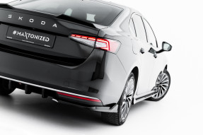 Maxton Design bočné spoilery zadného nárazníka ŠKODA Superb IV Ver.2 - čierny lesklý