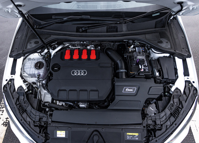 Racingline Performance R600 kit športového sania CUPRA Leon, Ateca, Formentor VZ - bavlnený vzduchový filter, horný kryt sania plast
