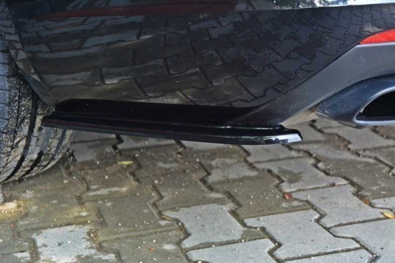 Maxton Design bočné spoilery zadného nárazníka ŠKODA Octavia III RS pred/po FL liftback/kombi - čierny lesklý