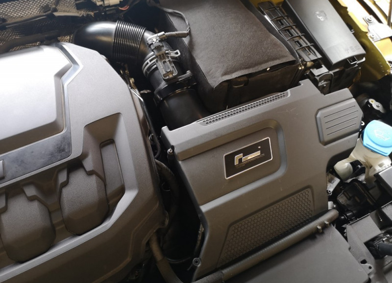 Racingline Performance R600 kit športového sania pre motory 2.0 TSI EA888.3B s MAF senzorom - bavlnený vzduchový filter
