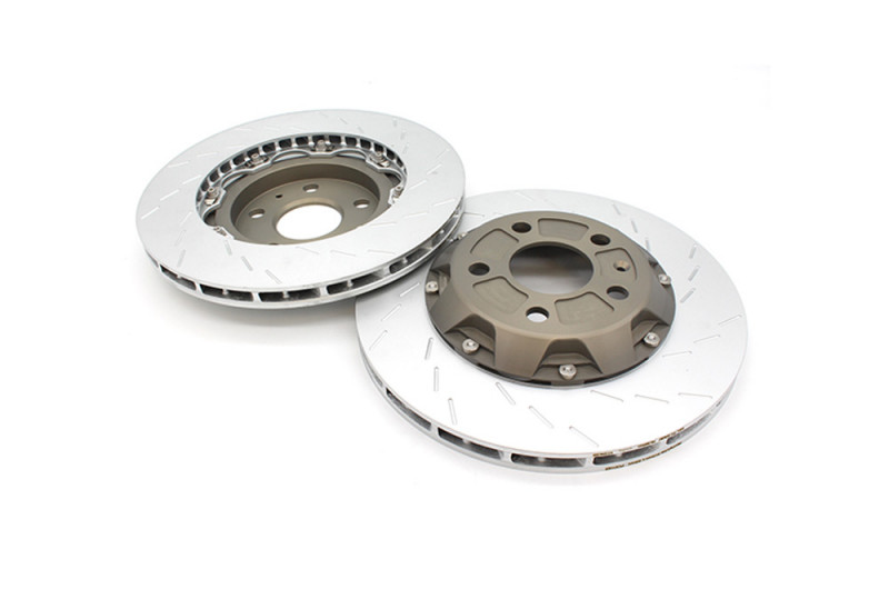 Racingline Performance STAGE 3 sada zadných 2-dielnych plávajúcich ventilovaných brzdových kotúčov 310x22mm AUDI A3/S3/RS3 8V/8Y, TTS/TTRS 8S, SQ2, Q3/RSQ3 