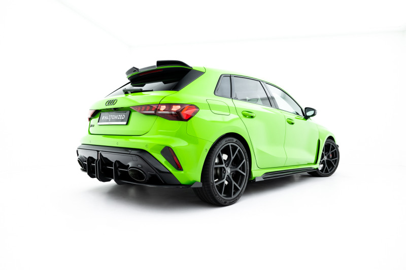 Maxton Design difúzor zadného nárazníka Street Pro AUDI RS3 8Y Sportback po FL - čierny + lesklé krídielka