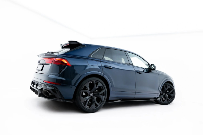 Maxton Design bočné prahové lišty AUDI RS Q8 po FL - pravý karbón