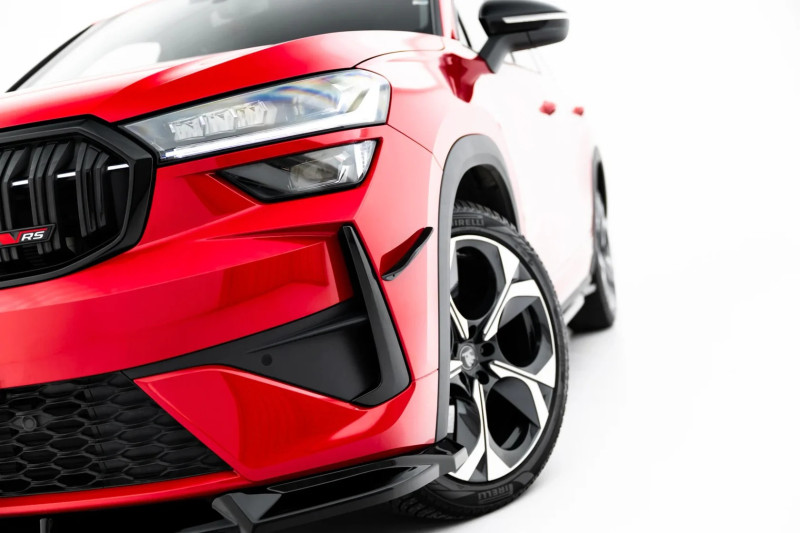 Maxton Design prítlačné krídielka predného nárazníka (canards) Škoda Kodiaq II RS - čierny