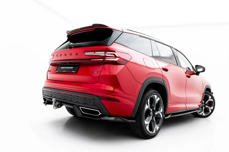 Maxton Design spoiler zadného nárazníka (s vertikálnym rebrovaním) ŠKODA Kodiaq II RS - čierny lesklý